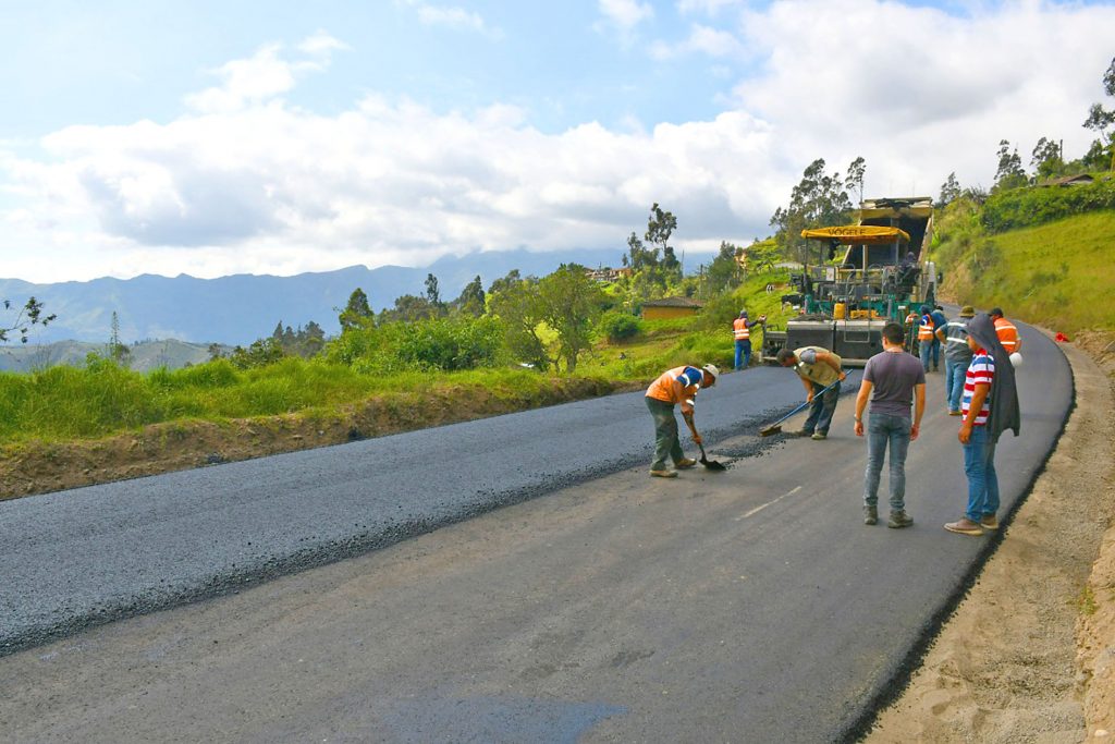 El tener una vía asfaltada es un clamor de décadas de quienes habitan en las parroquias noroccidentales del cantón Loja.