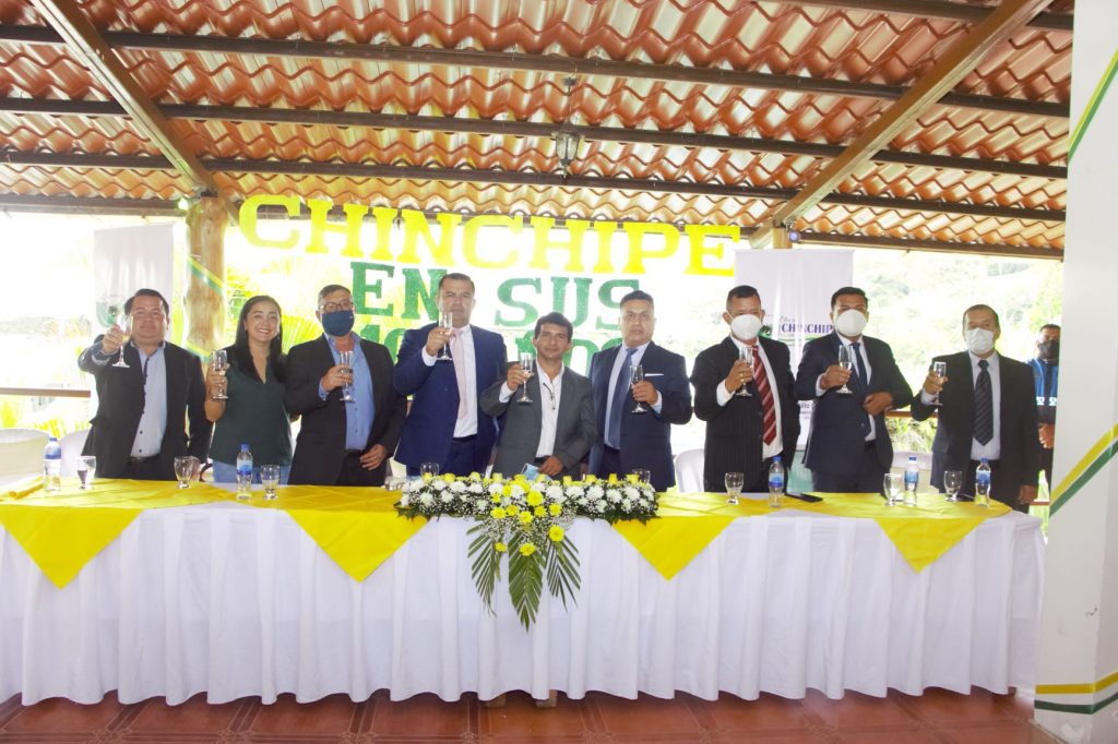 Varias autoridades estuvieron presentes en la sesión solemne por los 100 años de Chinchipe.