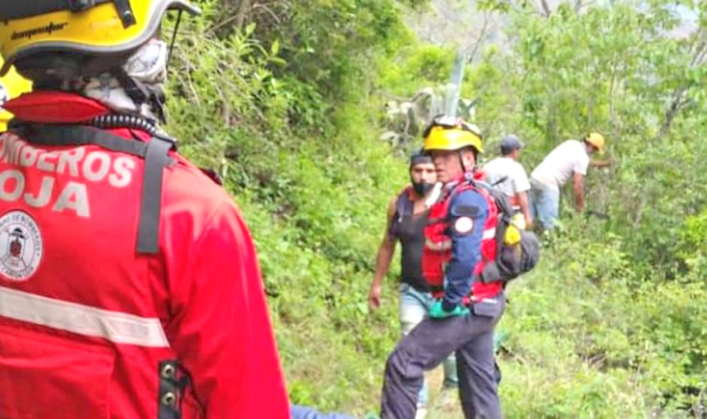 El ciudadano fue encontrado sumergido en la quebrada del sector.