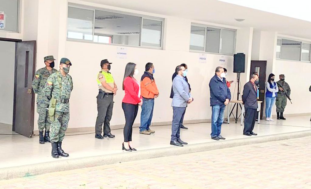 El simulacro se realizó en la unidad educativa Bernardo Valdivieso.