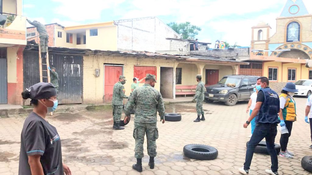 En los sectores más vulnerables de la parroquia Lucero se realizó esa actividad.