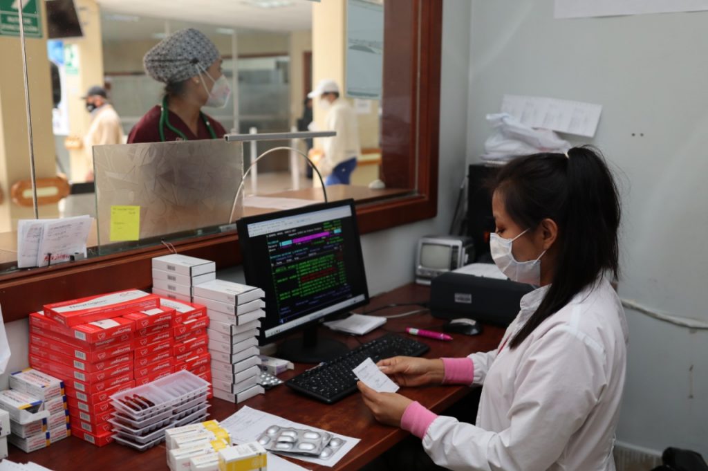 Existen dos hospitales en Loja, a donde deben acudir los pacientes infectados en el caso de necesitar atención.