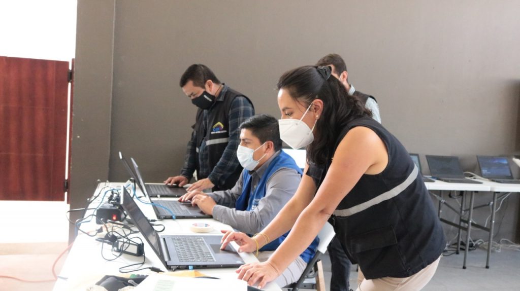 Los asistentes deberán cumplir con las medidas de bioseguridad.