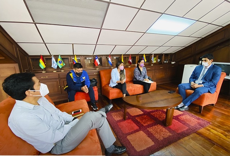 El diálogo se desarrolló en las instalaciones del estadio Reina del Cisne.