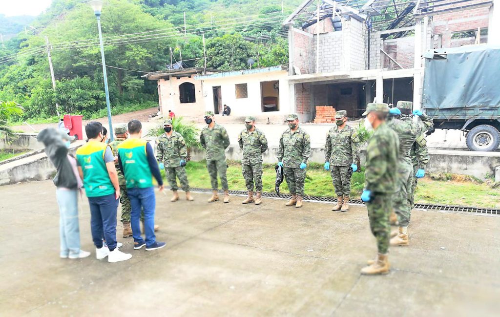 El apoyo de los militares a las entidades del Estado y comunidad continuará.