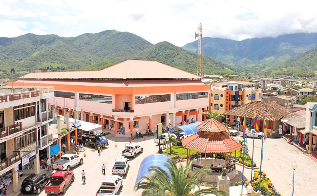 Por el Mercado Municipal de Macará ocurrió el presunto delito.