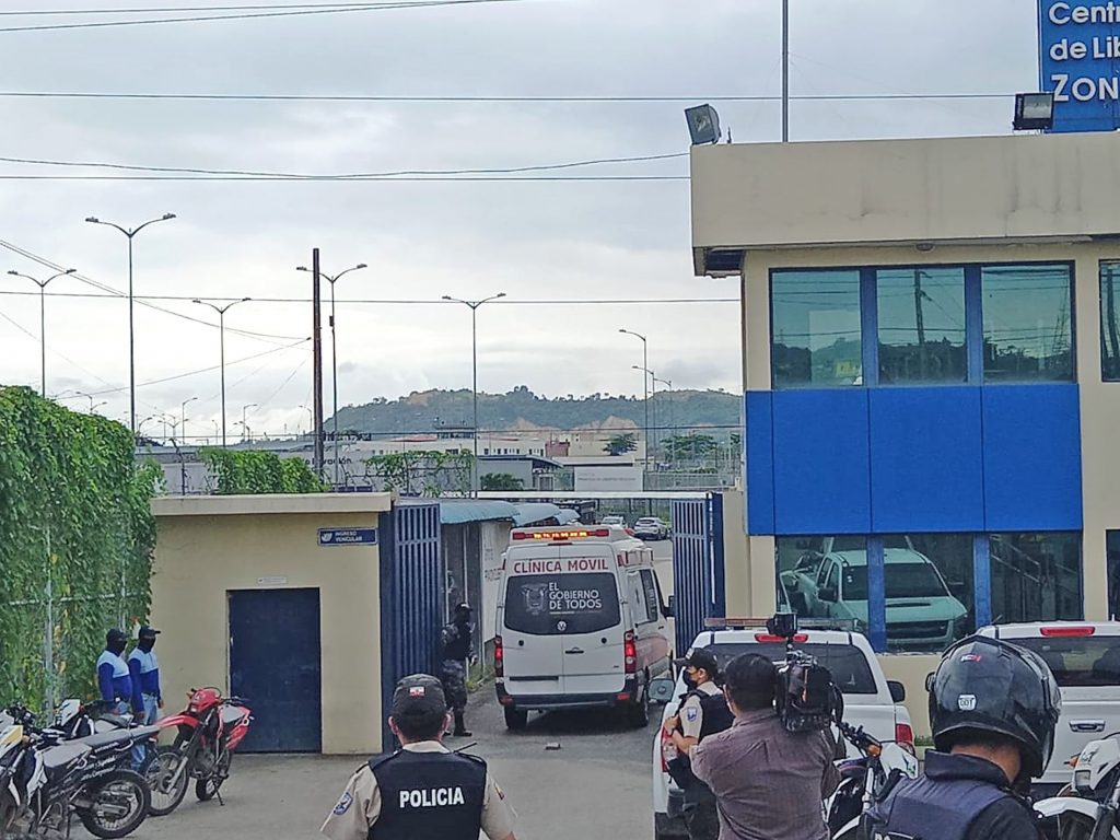 El 23 de febrero hubo amotinamientos en cuatro cárceles del país.