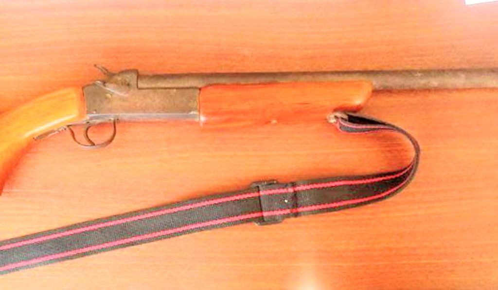 El arma de fuego es de fabricación artesanal.