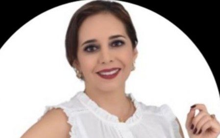 La flamante presidenta, Mónica Valarezo Tenorio, dice que la dignidad la recibe con humildad y con un alto sentido de responsabilidad.