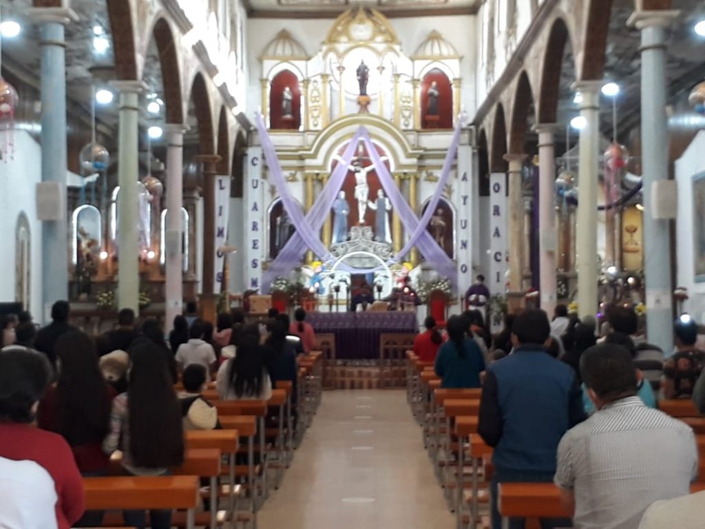 En el templo matriz de Catacocha se adoptó las medidas de bioseguridad.
