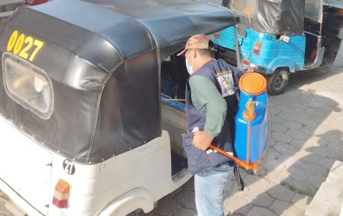 En el cantón se llevan adelante varias actividades para frenar la expansión del virus. (Foto: Municipio de Zapotillo)
