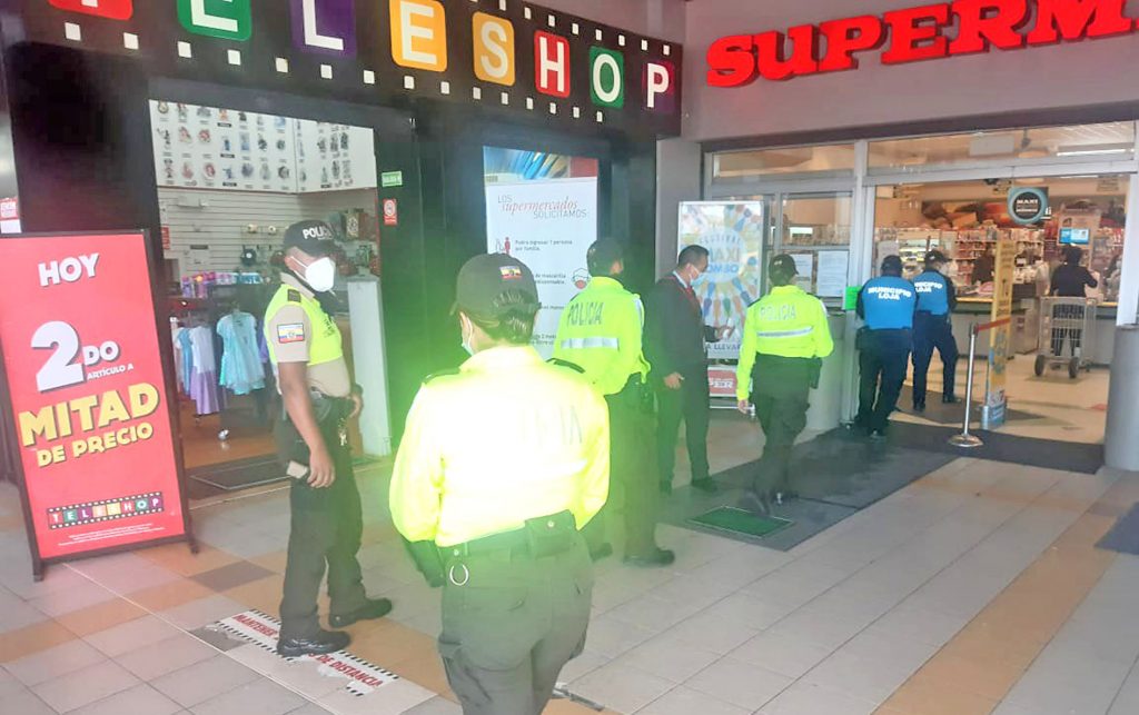 En los lugares de mayor presencia de personas se ejecutan las campañas.