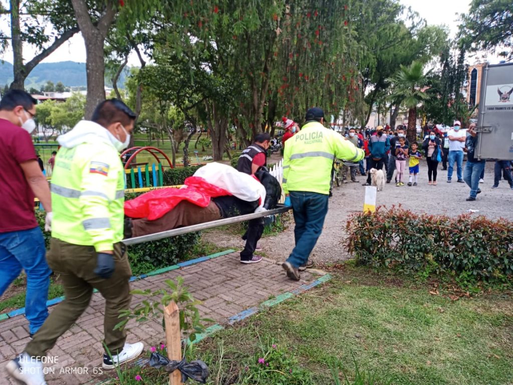 El cadáver fue llevado al Servicio de Medicina Legal y Ciencias Forenses del Ministerio de Gobierno.