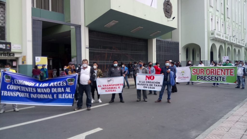 En la ciudad de Loja, la transportación también está agrupada.