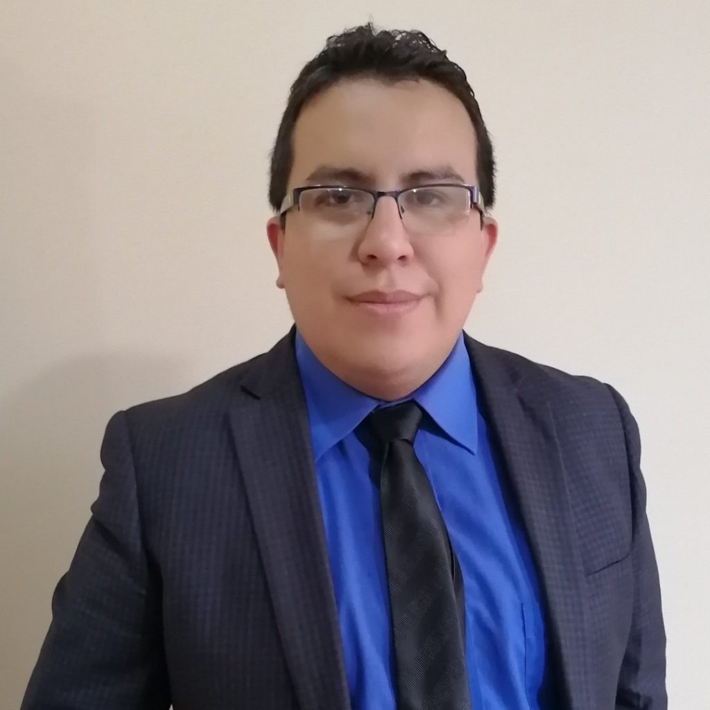 Cristian Alverca Ordóñez también patrocina a personal de la salud pública en otras provincias del país.