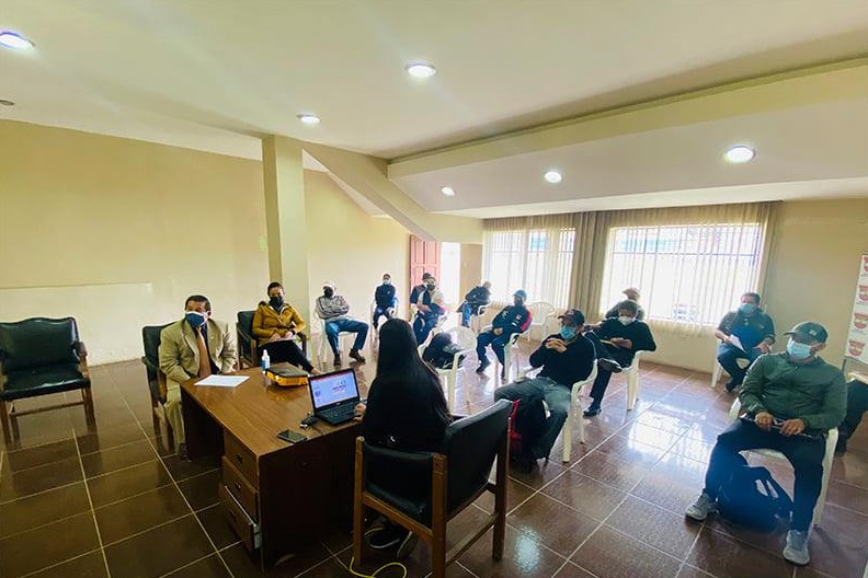 La Federación Deportiva de Loja debe cambiar a sus autoridades.