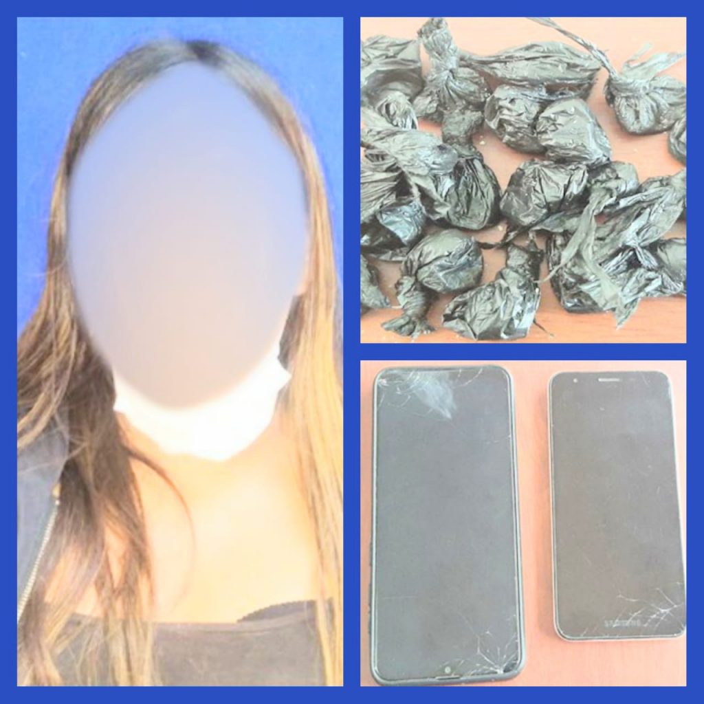 En poder de ella los policías Antidrogas le decomisaron 11,5 gramos de peso bruto de base de cocaína.