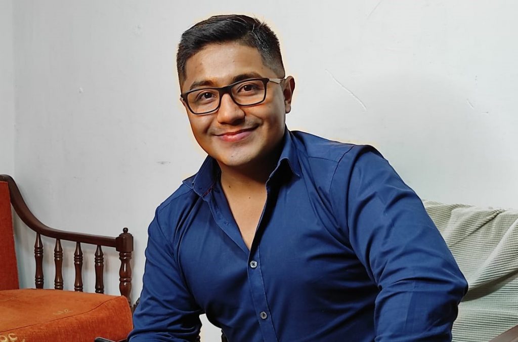Darío Ayala es el director ejecutivo de las Juventudes de UNES en la provincia de Loja.