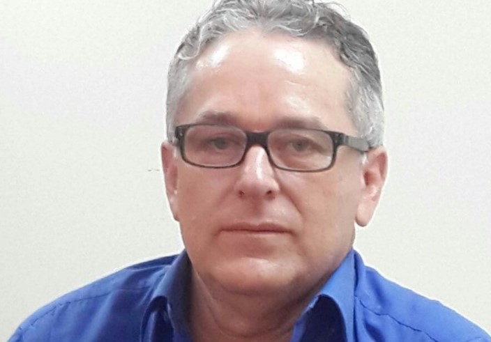 Camilo Espinosa Pereira, consultor educativo lojano, habla del perfil del funcionario público del nuevo régimen.