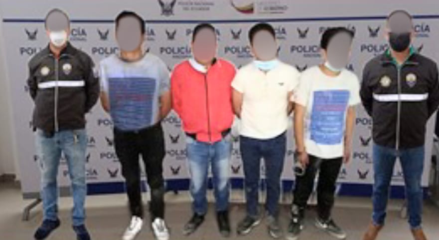 El supuesto delito que ellos habrían cometido ocurrió en un barrio del noroeste de la localidad.