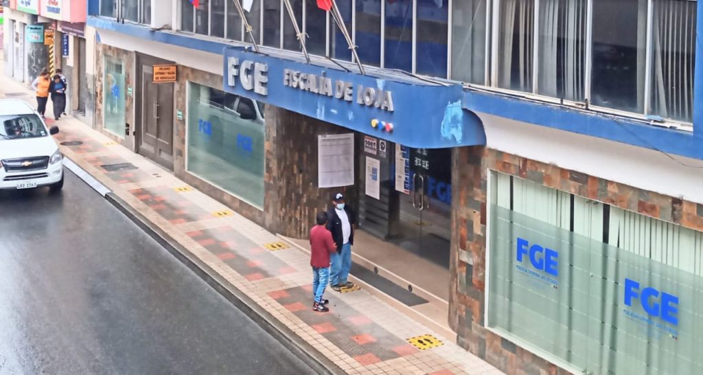 La pareja puso la denuncia en la Fiscalía.