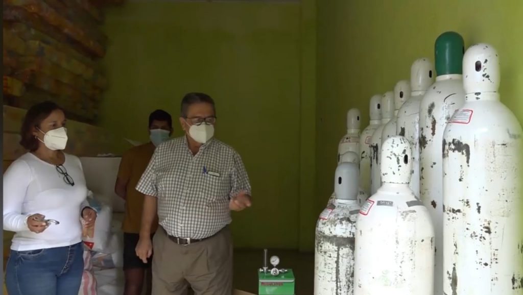 El alcalde de Macará, Alfredo Suquilanda Valdivieso, gestionó la adquisición de los tanques.