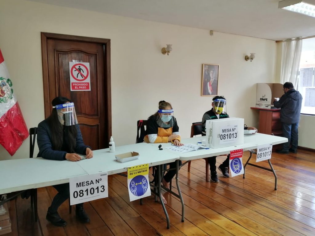 En la sede consular de Loja se habilitarán dos mesas de votación.
