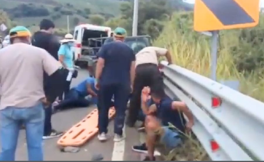 El niño se transportaba en la motocicleta junto a una persona mayor de edad.