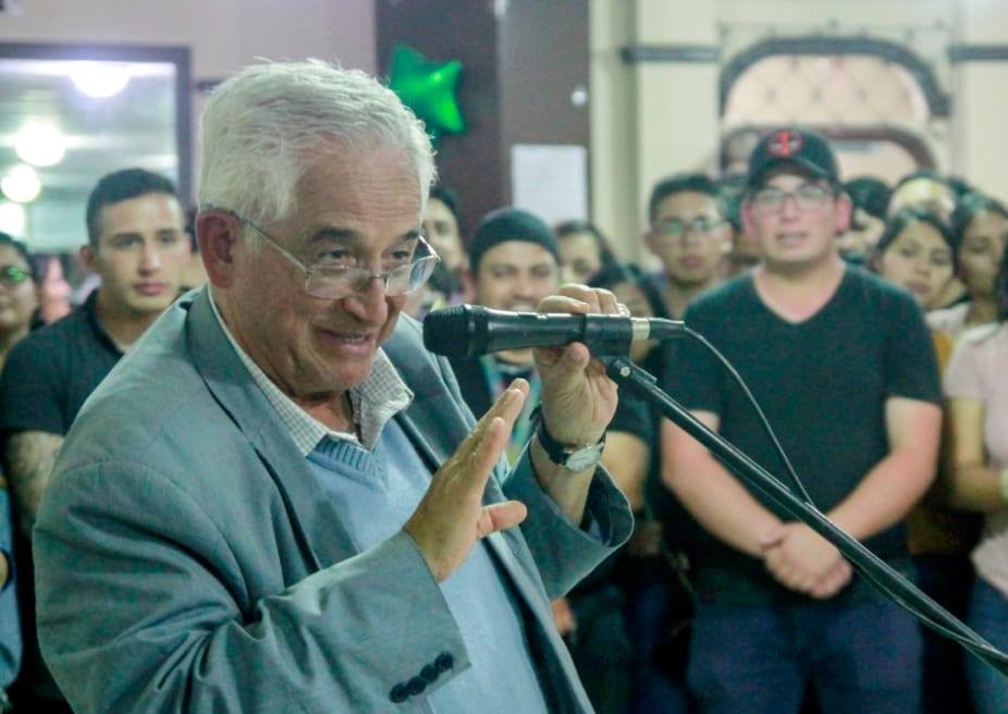 El exburgomaestre manifiesta que todas las obras que realizó en su administración, a decir del alcalde Jorge Bailón, no sirven.