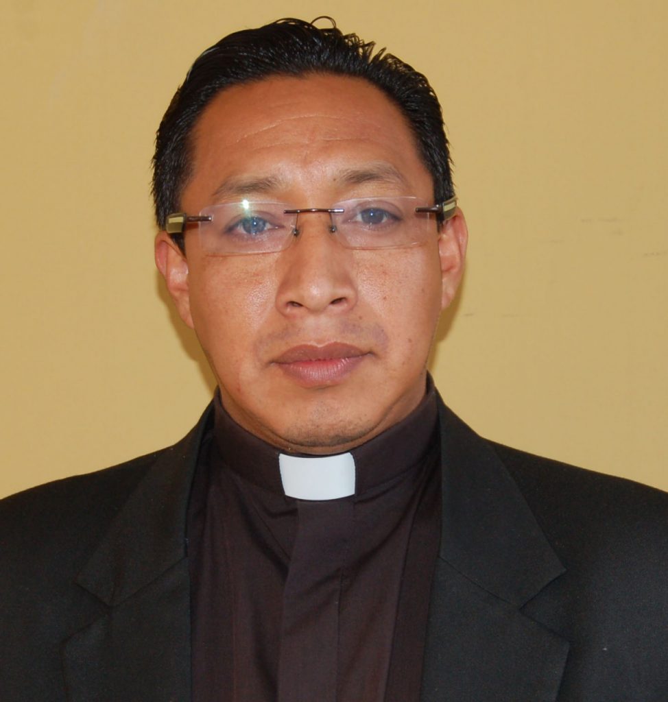 Fausto Pucha, director de Pastoral Social Cáritas de Loja.