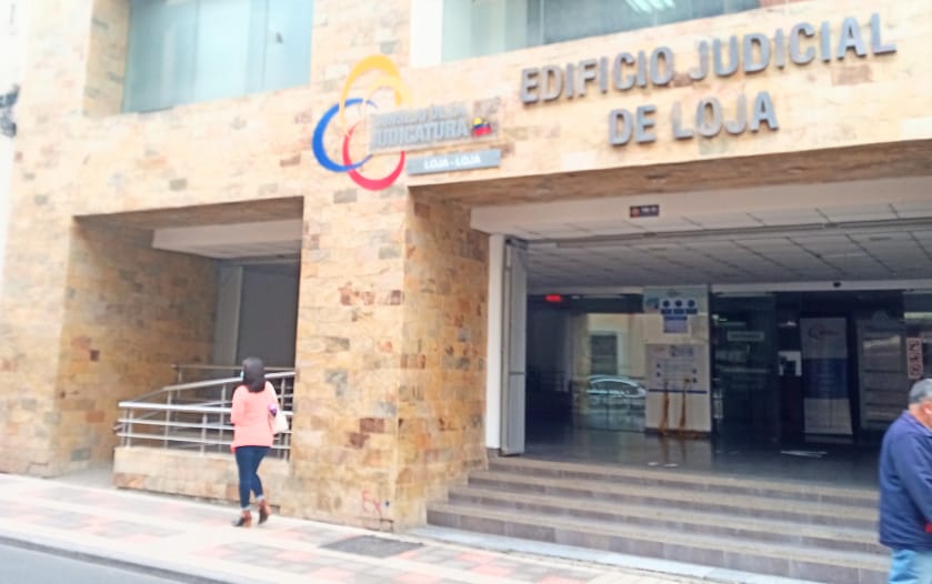 La diligencia se realizó en una de las salas de la Corte de Justicia de Loja.