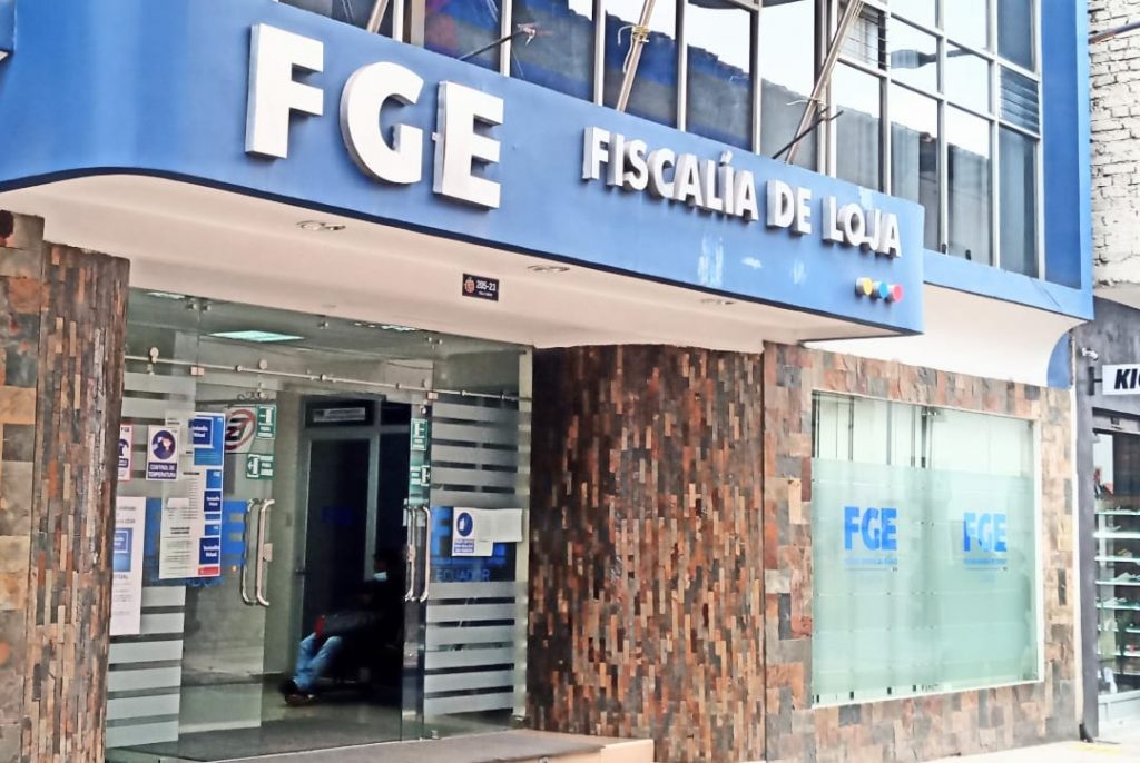 La Fiscalía de Loja investiga el motivo del supuesto suicidio.