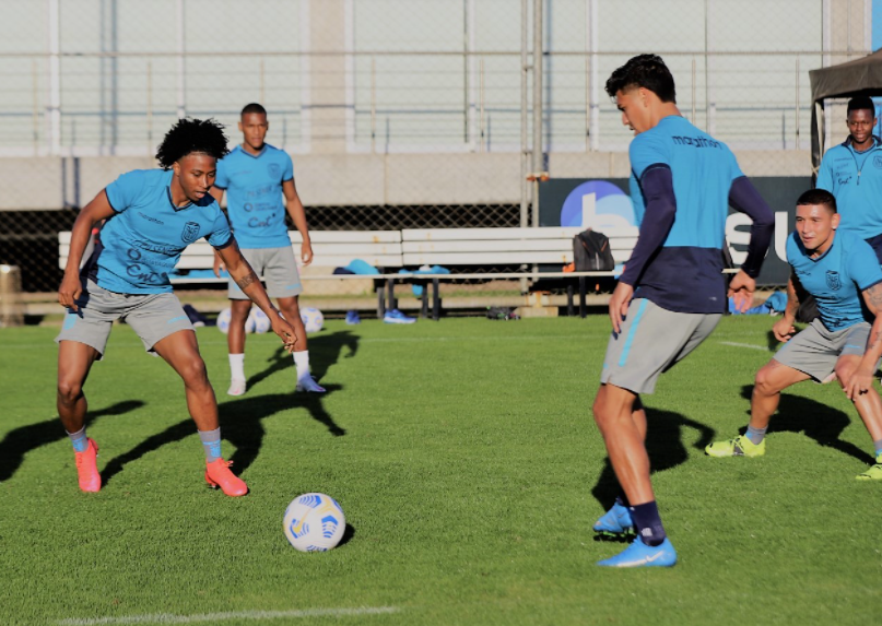 La selección ecuatoriana entrenó en el Complejo de Gremio la tarde de este jueves 3 de junio. (Foto: FEF)