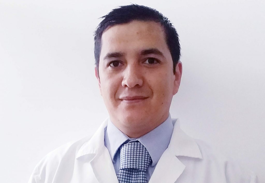 Adrián Felipe Vázquez Magíster y psicoterapeuta integrativo. Tratante adscrito a Cedimedic