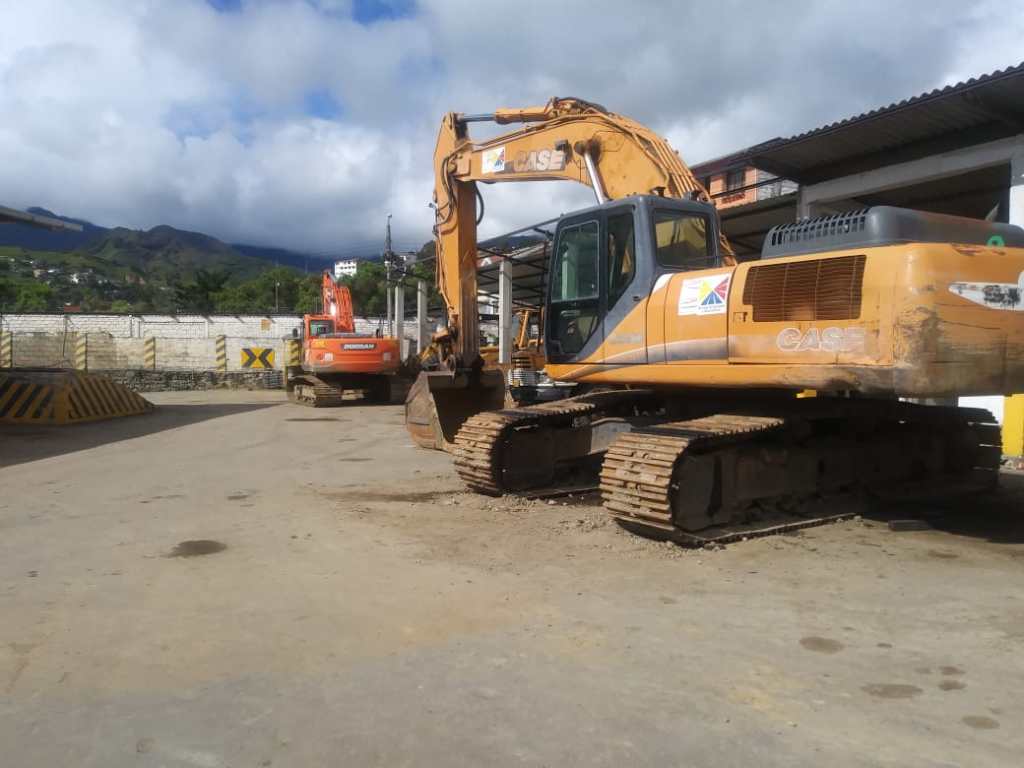 Los trabajadores del MTOP denunciaron que la maquinaria y personal permanecieron paralizados alrededor de tres semanas.