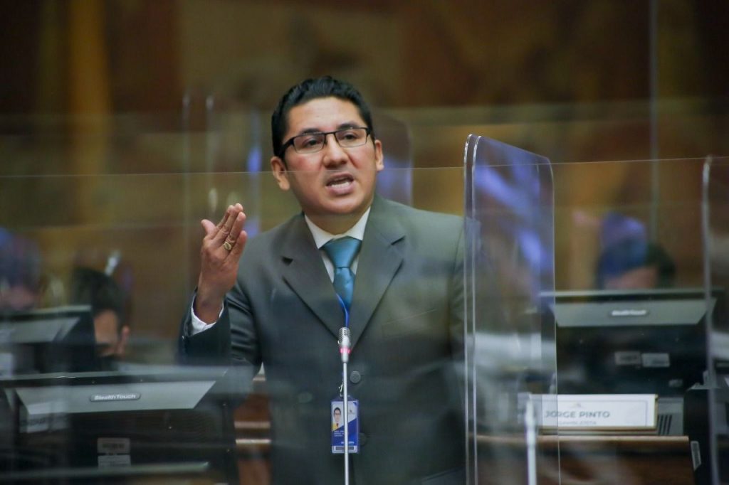 Diego Esparza Aguirre, asambleísta de Zamora Chinchipe.