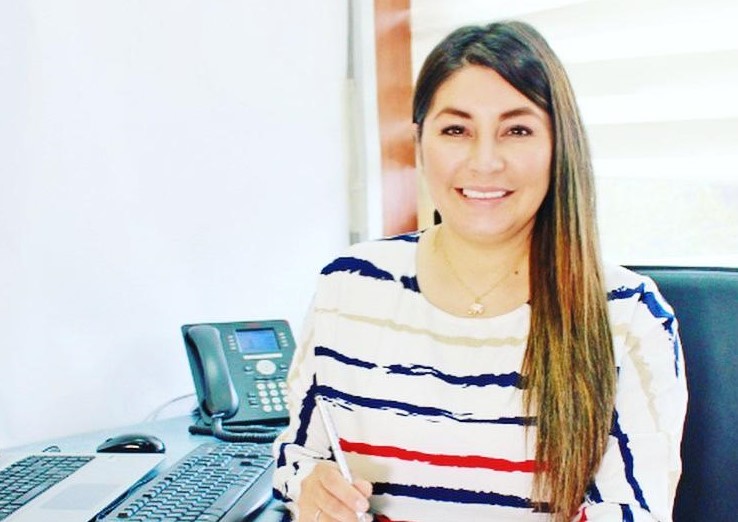 Por el escándalo, Karina Añazco fue destituida de su cargo en el HCAM.