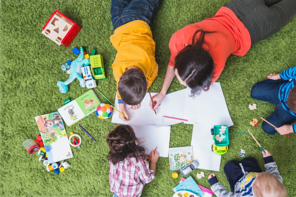Existen varias opciones para que los niños ocupen su tiempo libre durante las vacaciones.