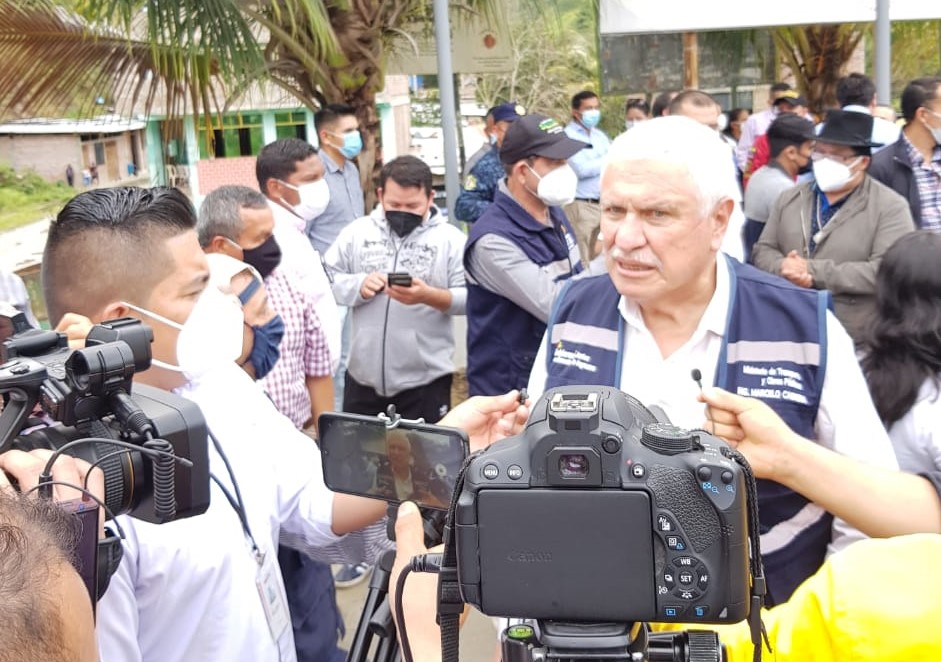 Durante la inspección, verificaron el estado de la vía que une al suroriente ecuatoriano con el norte peruano.