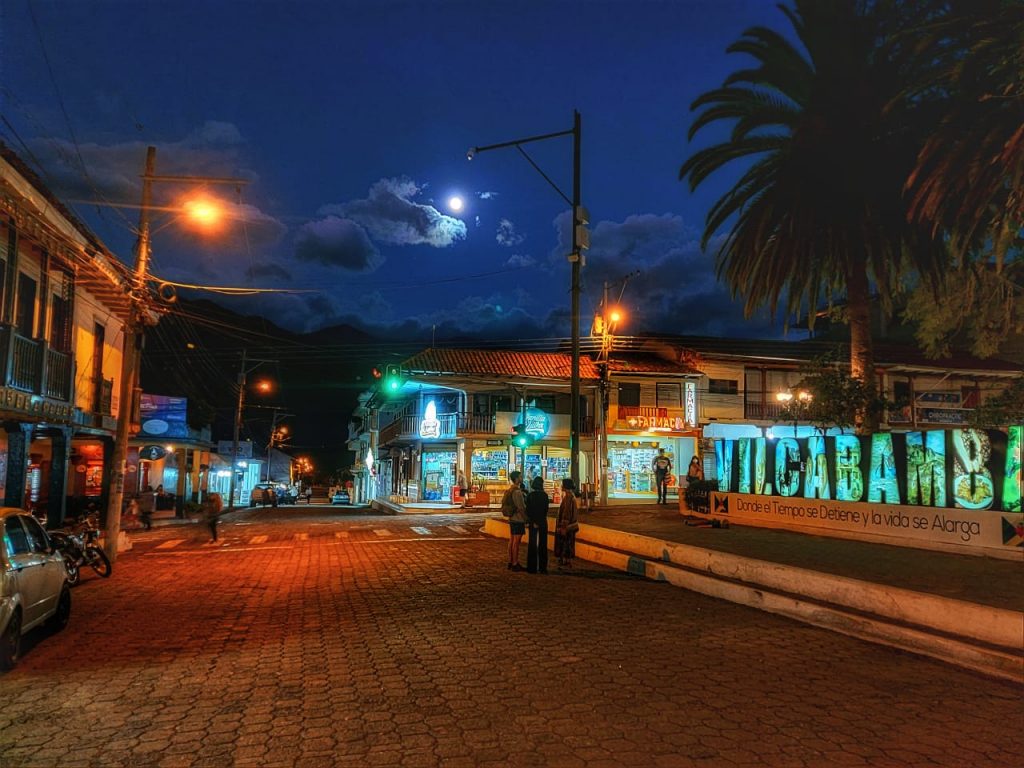 Esta parroquia lojana, principalmente vive del tema turístico.