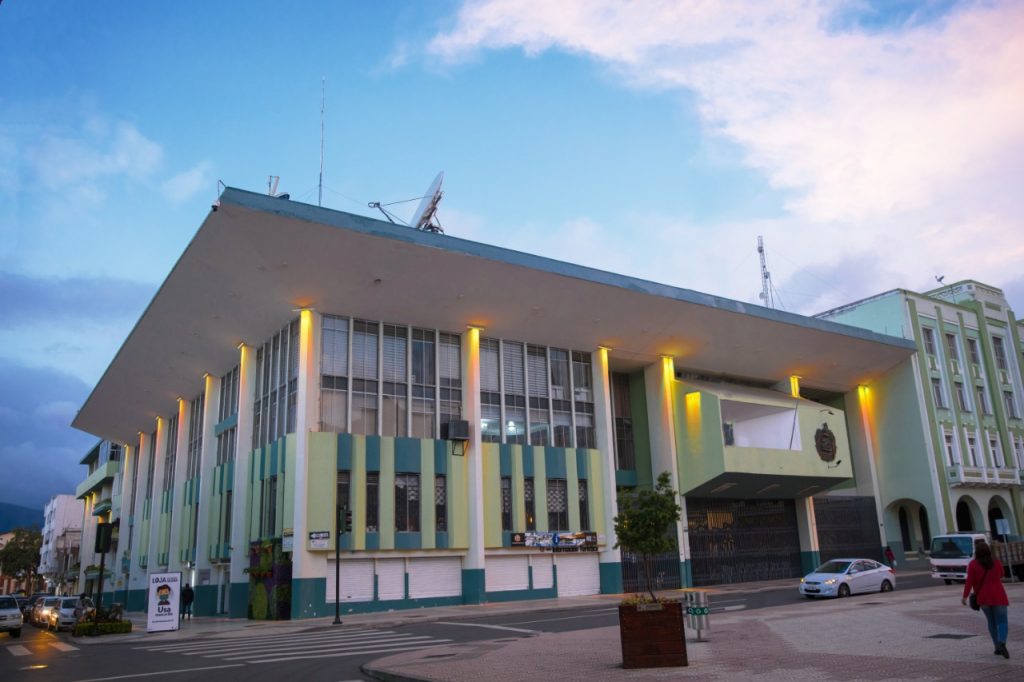 Días atrás se realizó un plantón de los beneficiarios del proyecto por montos adicionales que se prevé cobrar.