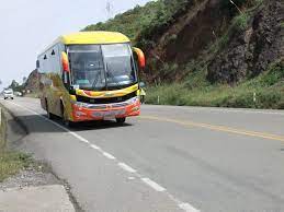La vía Loja-Catamayo es una de las principales arterias que tiene la provincia de Loja.