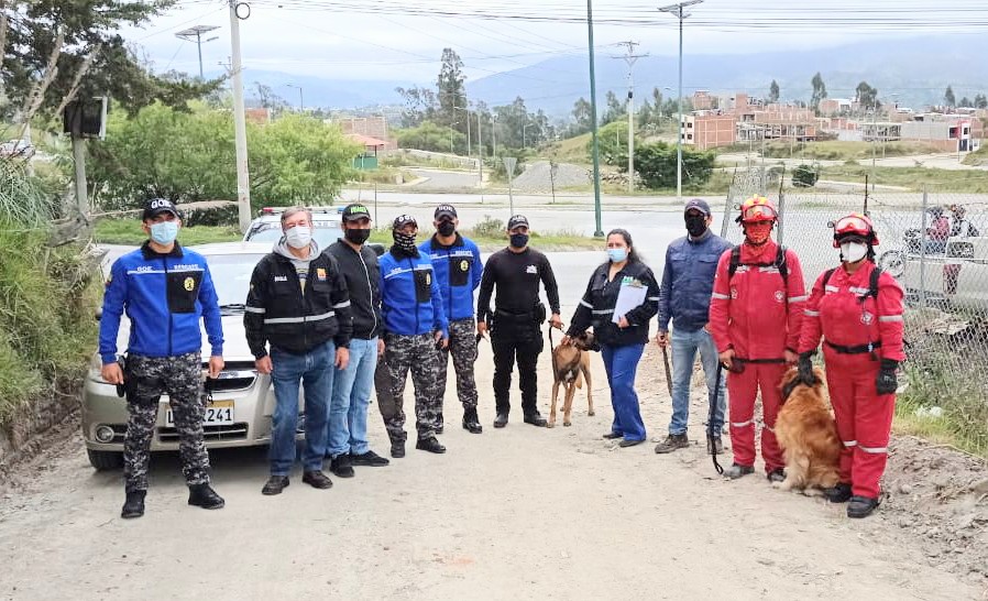 Los policías del GOE integraron uno de los grupos de búsqueda.