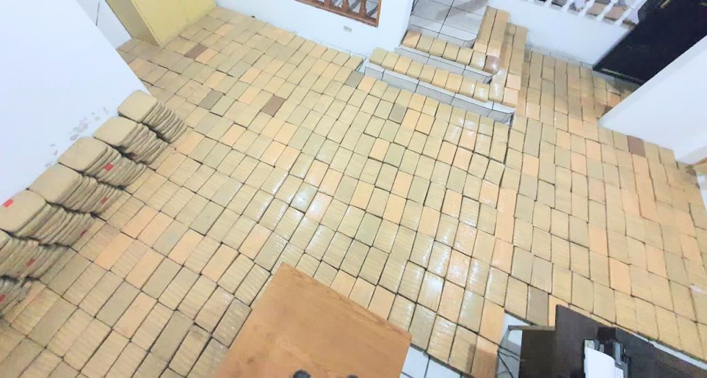 La droga fue sometida a la Prueba de Identificación Preliminar Homologada (PIPH) y el resultado es positivo.