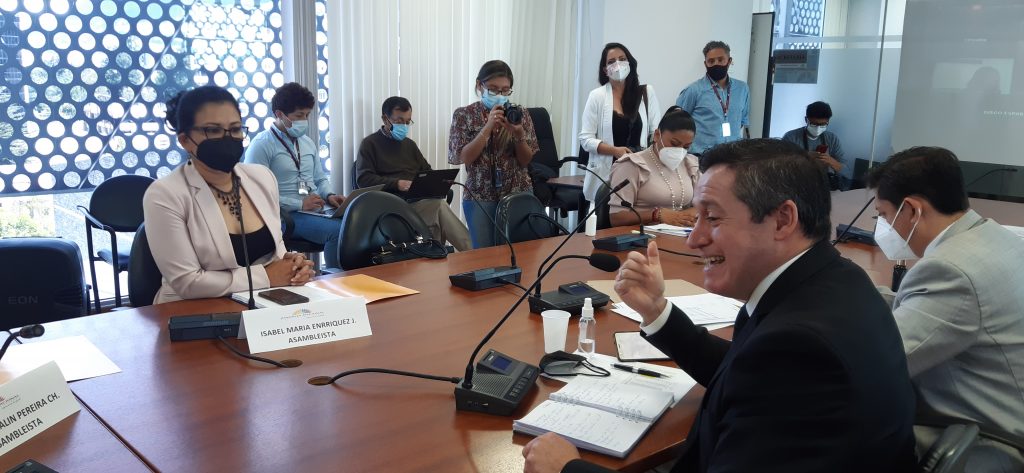 Juan Manuel García fue invitado a la Comisión de Educación de la Asamblea Nacional.