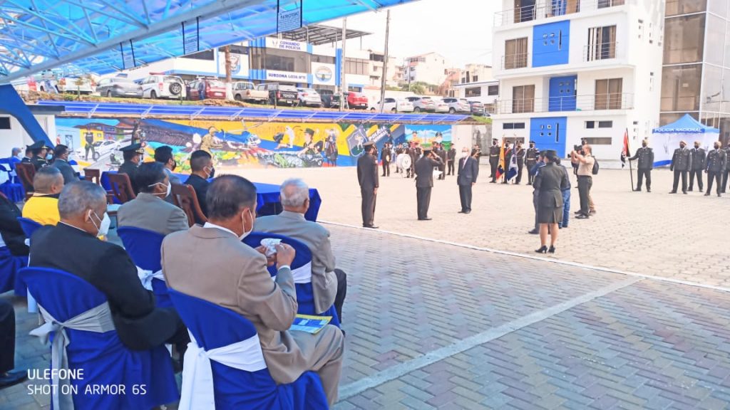 Un acuerdo institucional recibieron los, ahora, exuniformados.