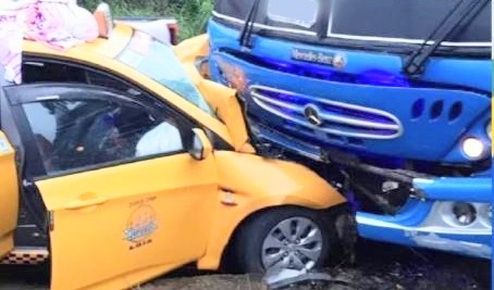 El percance ocurrió ayer a eso de las 06:28.