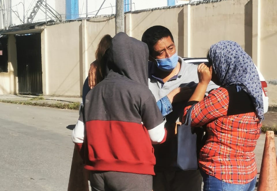 Casado y padre de dos hijos, el viernes anterior, Álex Patricio se reencontró con su familia, amigos y moradores del barrio Masaca.