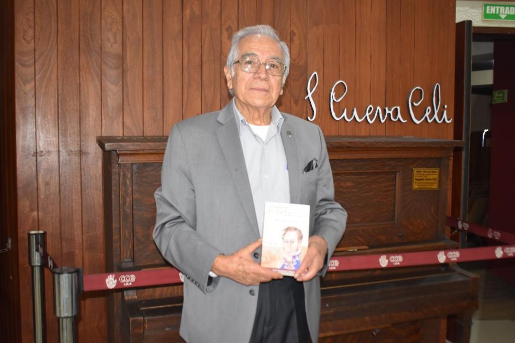 Félix Paladines, expresidente de la CCE-L, es autor de varias publicaciones, como Ecuador, orígenes del subdesarrollo; La fuga de cerebros; Los oradores lojanos, entre otras.