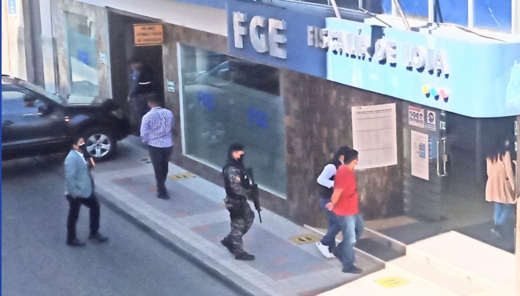 La mañana de ayer los detenidos rindieron su versión en la Fiscalía.